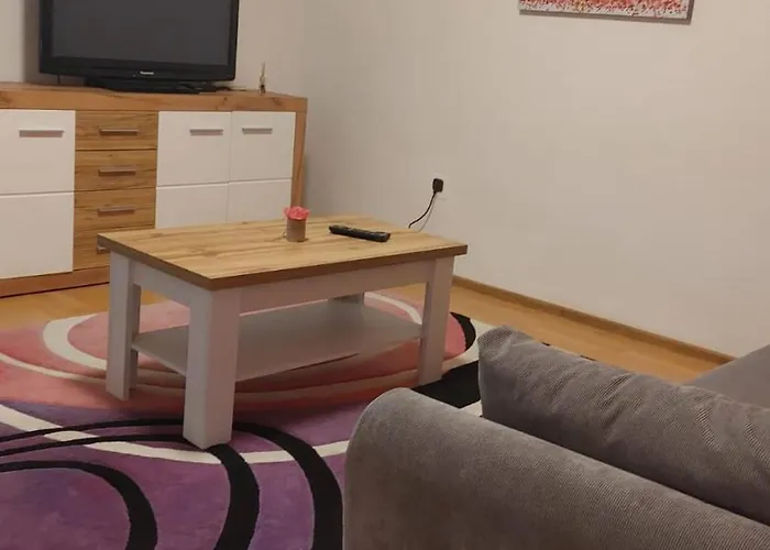 Nikolina Lejlighed *